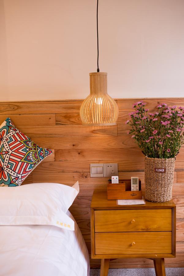 Ming Palace International Youth Hostel Гуейлин Екстериор снимка