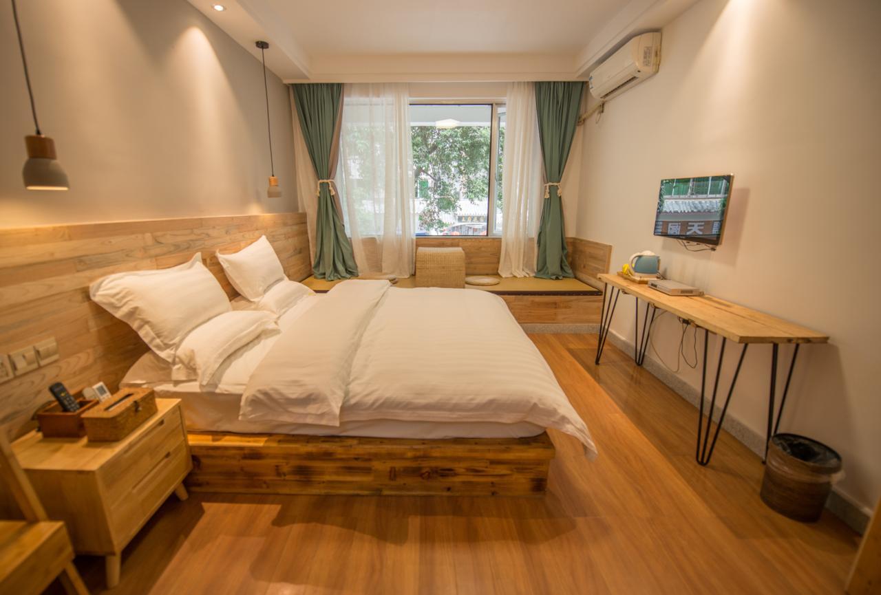 Ming Palace International Youth Hostel Гуейлин Екстериор снимка