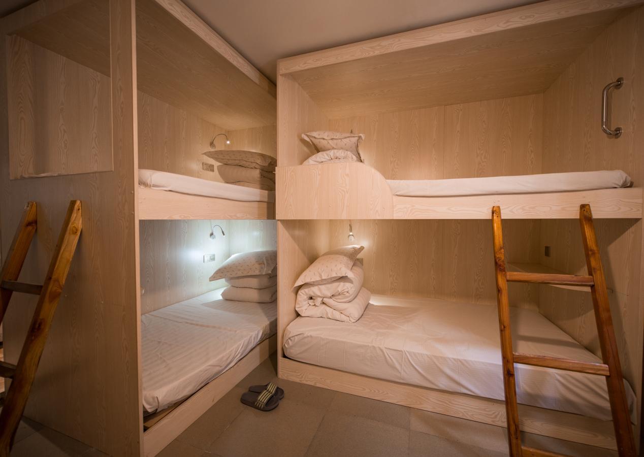 Ming Palace International Youth Hostel Гуейлин Екстериор снимка