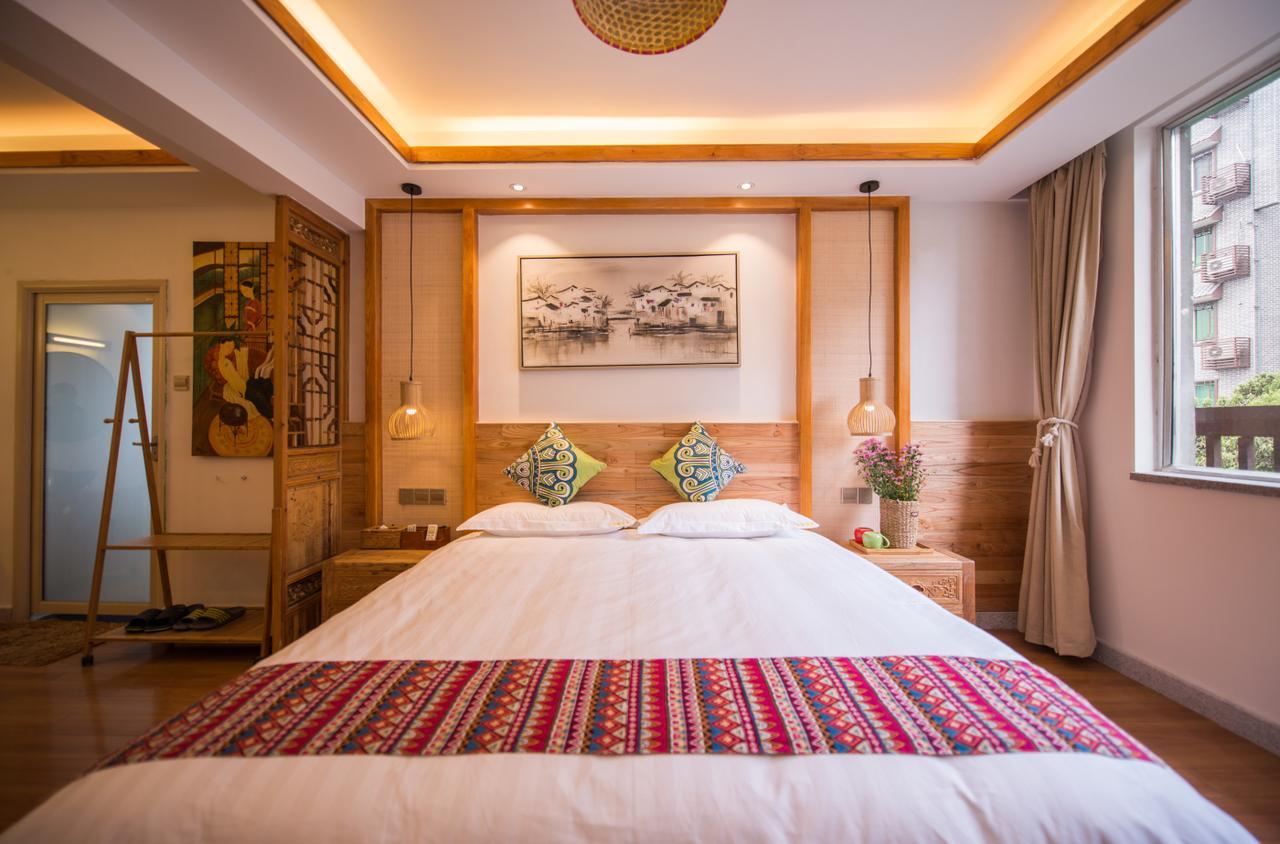 Ming Palace International Youth Hostel Гуейлин Екстериор снимка