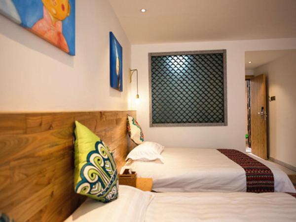 Ming Palace International Youth Hostel Гуейлин Екстериор снимка