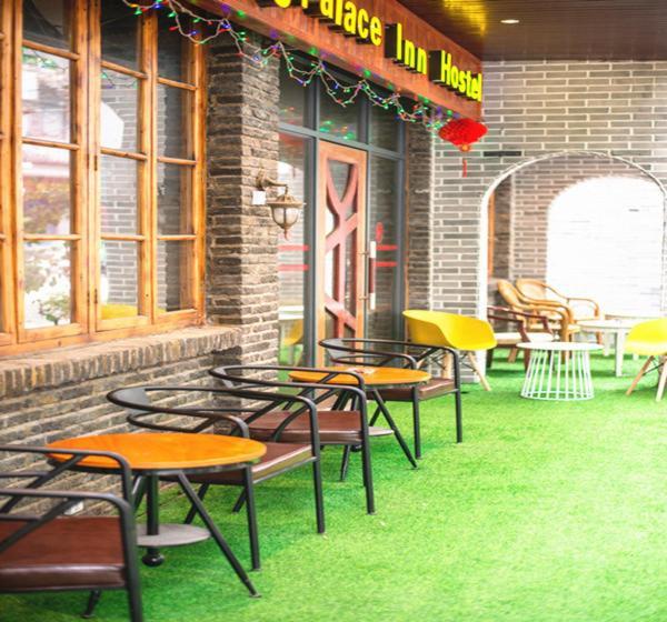 Ming Palace International Youth Hostel Гуейлин Екстериор снимка